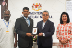 Kunjungan Hormat Daripada Malaysia Hindu Sangam Kepada Menteri Perpaduan Negara