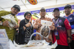 Lawatan Menteri Perpaduan Negara ke Reruai usahawan KRT 